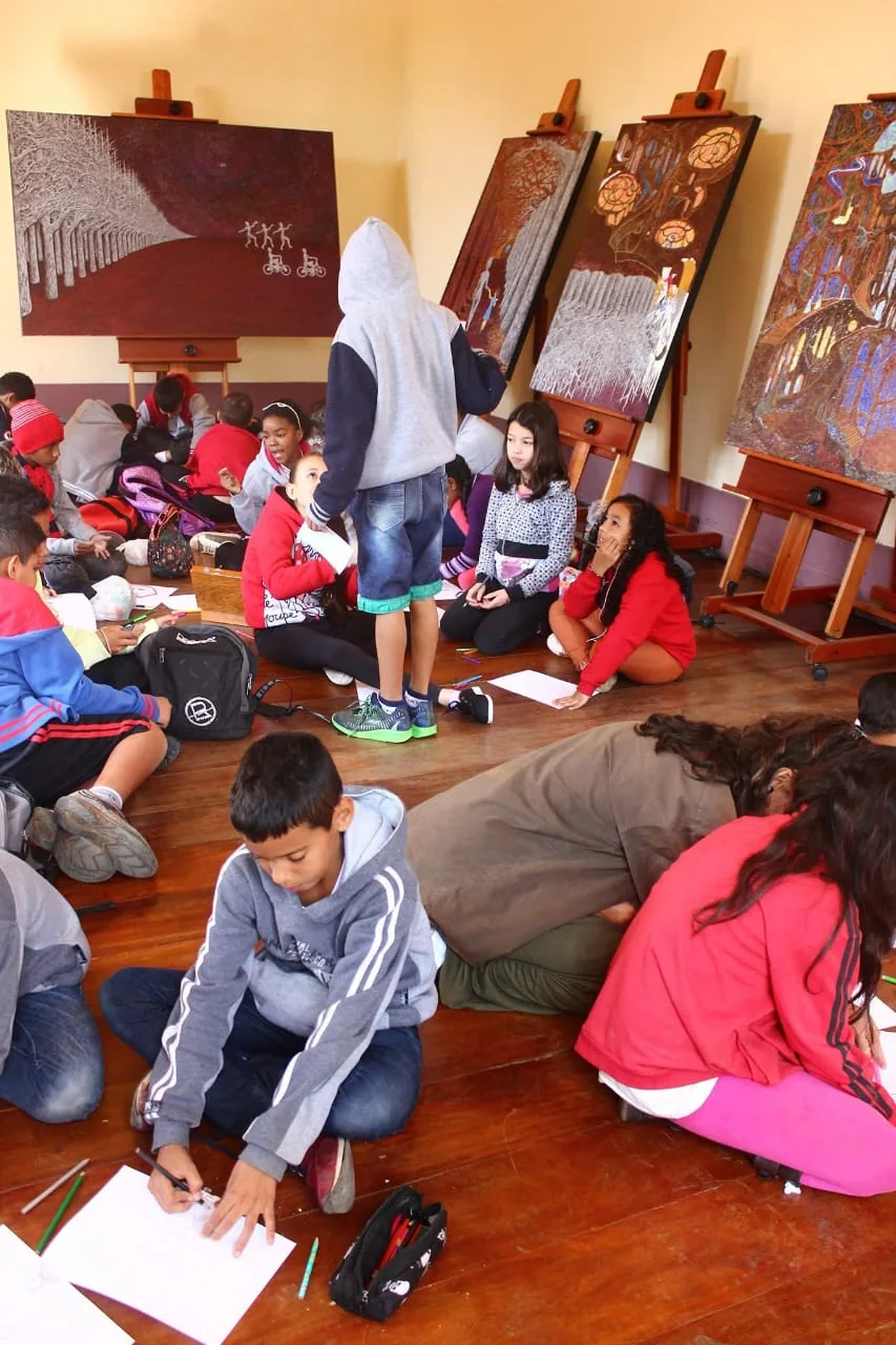 MAV · exposición y actividad con niños de la red municipal — fotografía de archivo 08.