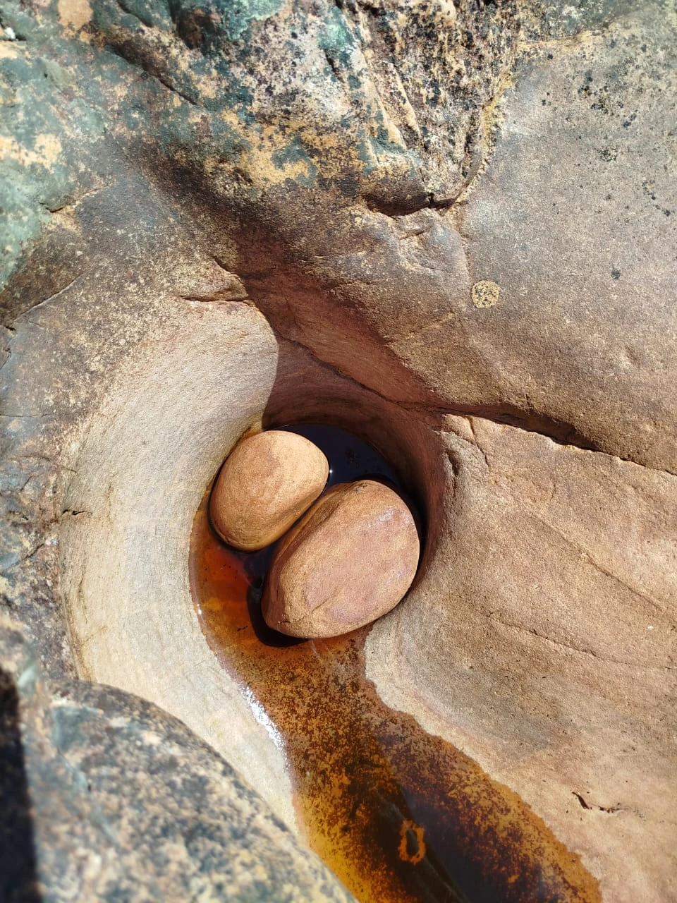 Piedras y caminos — registro de campo 07.